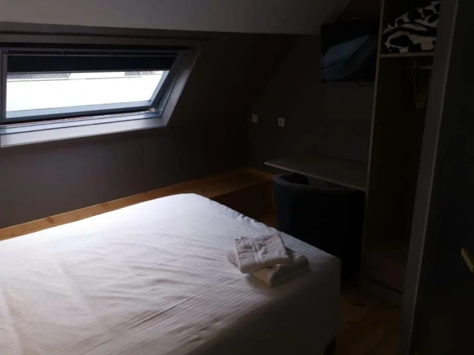 Standard Single room with view