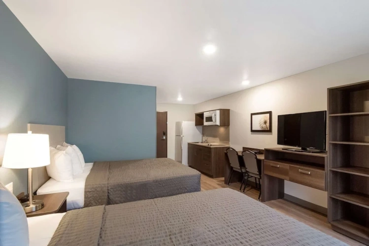 Quadruple Suite