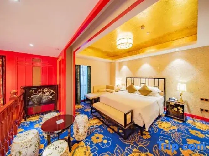 Deluxe Duplex Suite