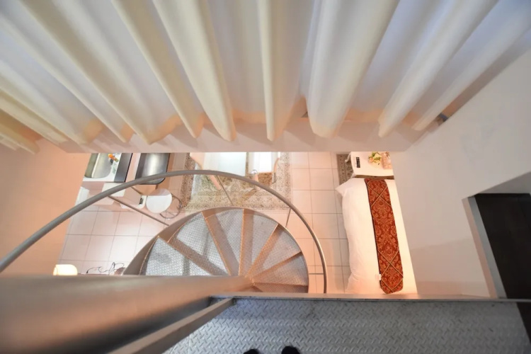 Mell-Theater 1102