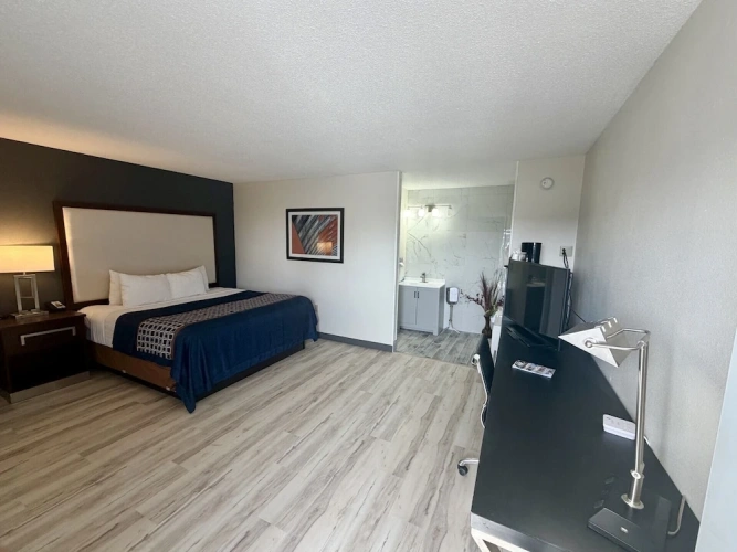 Deluxe Double Suite with balcony