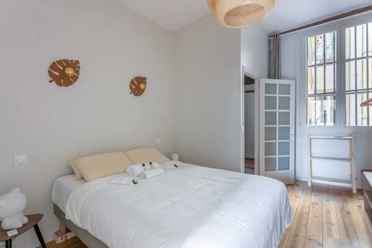 Bright 1-bedroom Flat, 2min From Saint-paul Metro