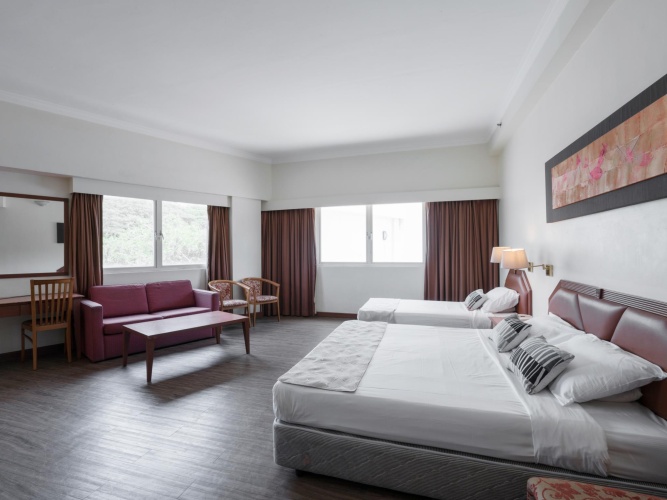 Standard Family room