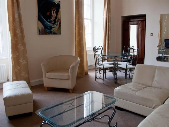 3 Bedrooms Superior Single Apartment