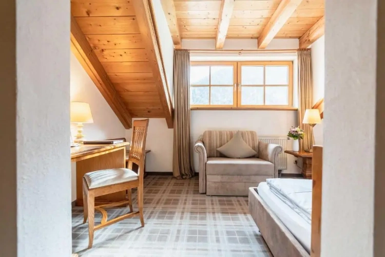 Standard Double room with balcony and with view