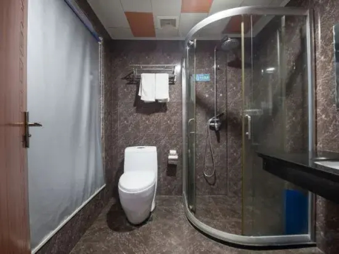 365 Theme Hotel
