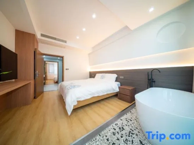 Family Suite with balcony and with mountain view
