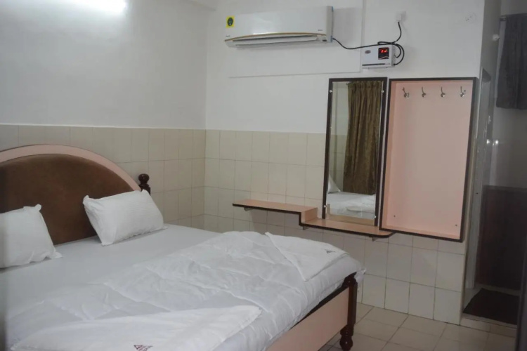 Athidhi Inn Guntur