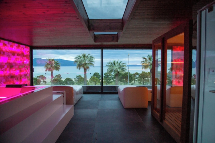 Abi's Hotel & SPA Vlore
