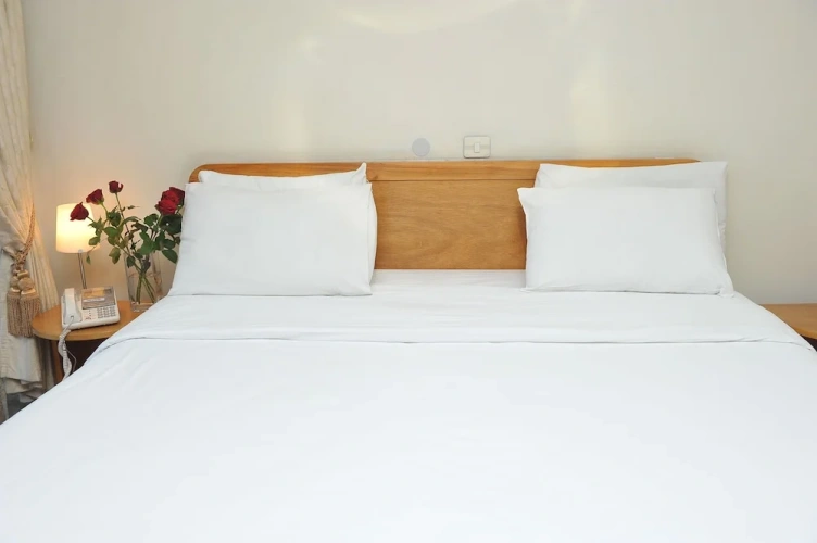 Standard Twin room with balcony