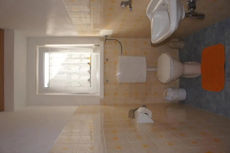 2 Bedrooms Basement Apartment