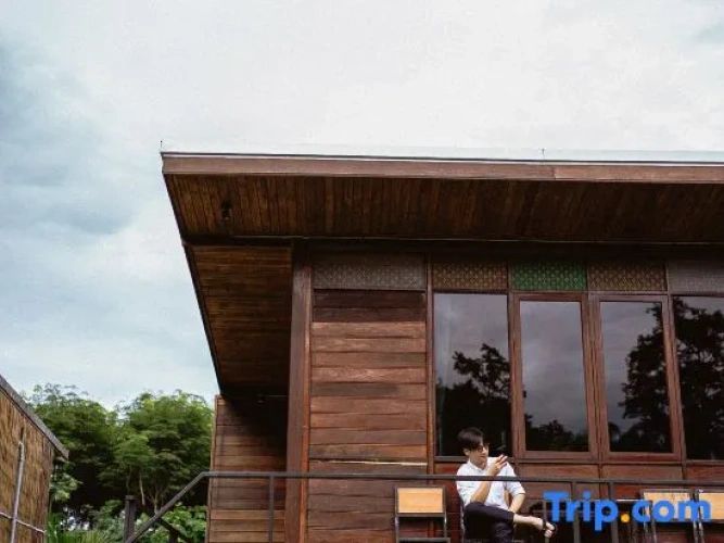 Grand Family Suite with river view