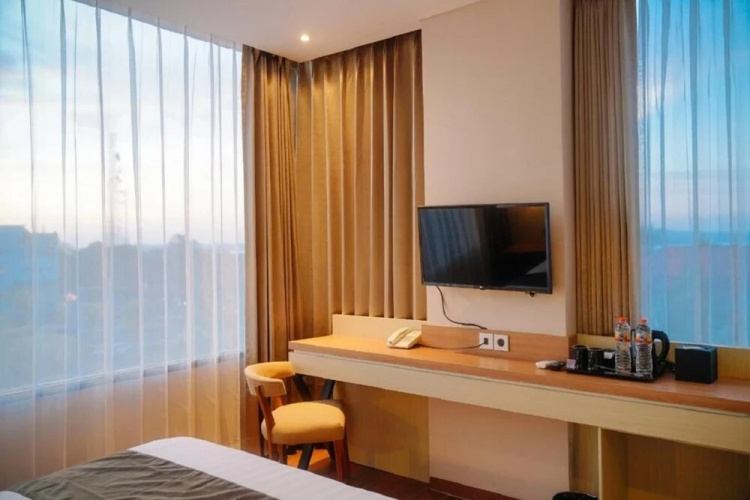 Zenith Premiere Hotel Baubau