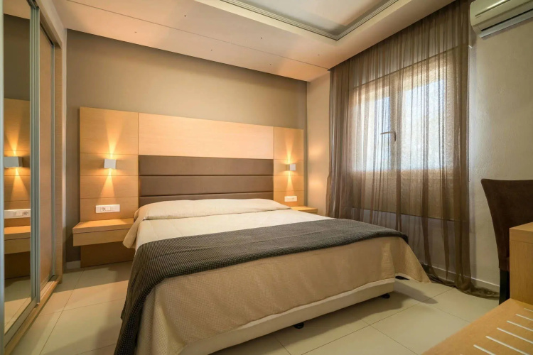 Kymothoe Elite Suites