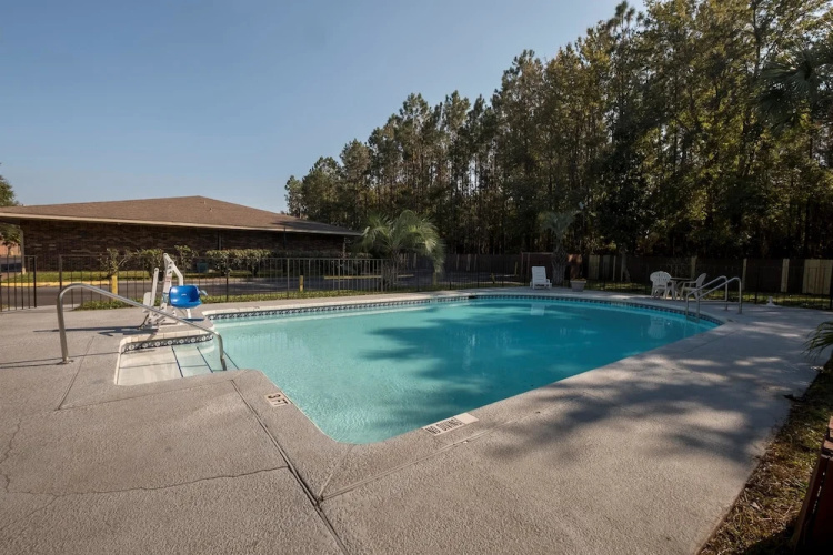 Best Western Baldwin Inn