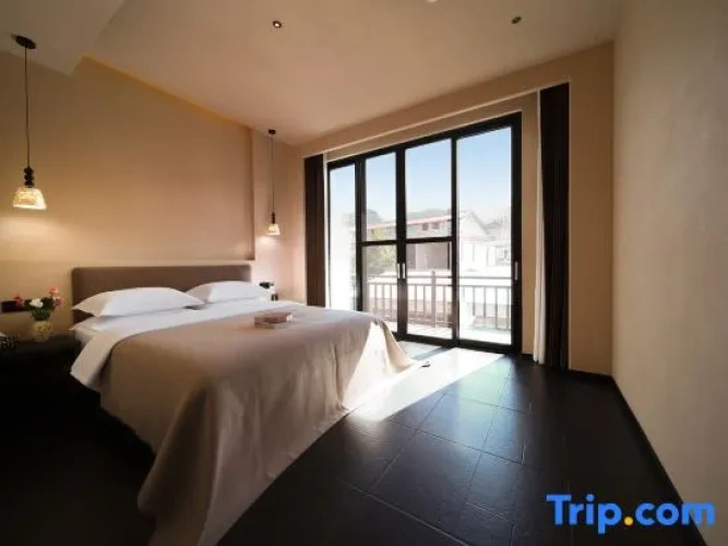 2 Bedrooms Suite