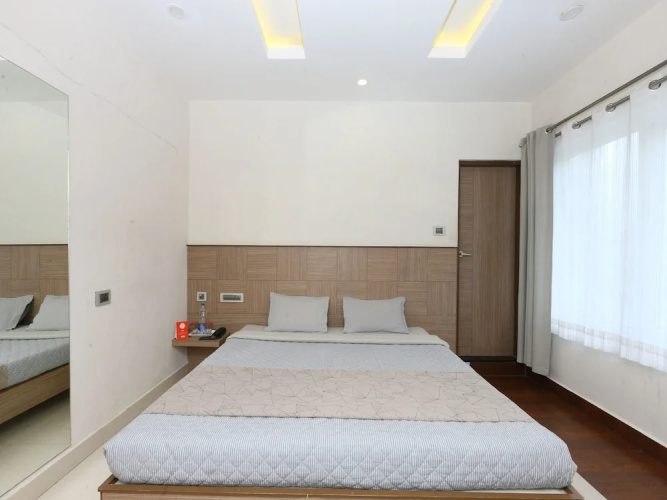 OYO 4943 Sandanams Villa