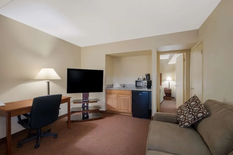 Double Suite