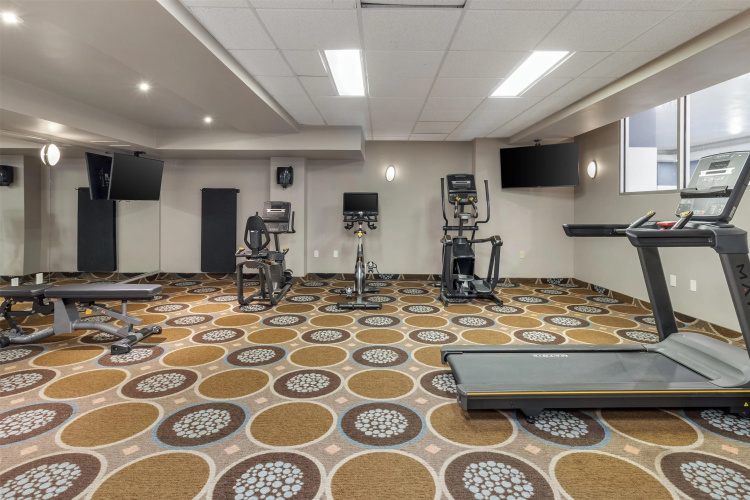 Best Western Plus Chocolate Lake Hotel photo 28