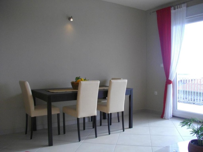 1 Bedroom Apartment with balcony and with sea view