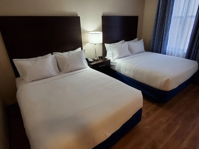 Ariel Broadway Hotel