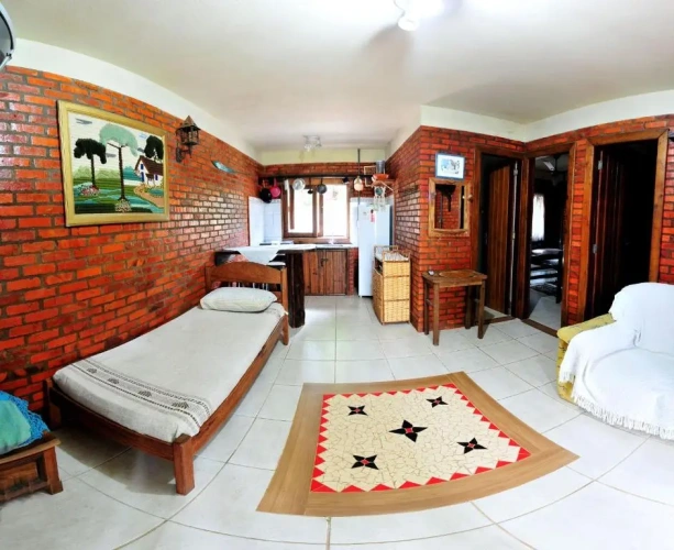2 Bedrooms Cottage