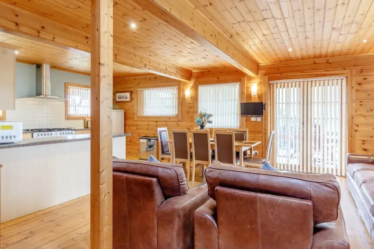 Jamaal Lodge