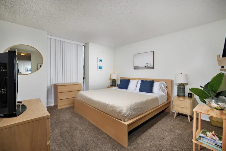 Oceanside Beach Condos