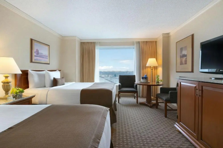 Harrah's Council Bluffs – A Caesars Destination