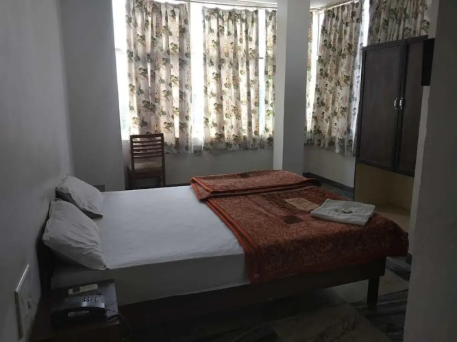 Antarikash Hotel