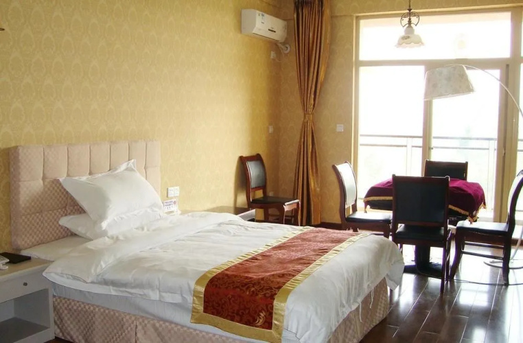 Meili Huayuan Hotel
