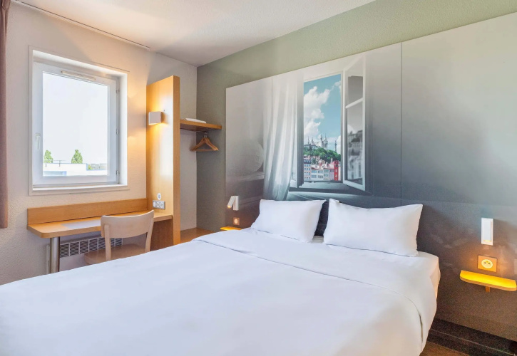B&B HOTEL LYON St Bonnet Mi-Plaine
