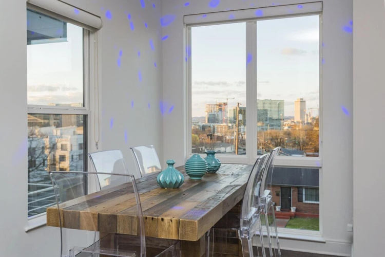 Downtown Gulch Rooftop Terrace Skyline Views