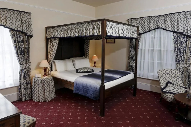 Best Western Reigate Manor