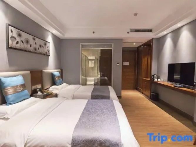 Deluxe Twin room with mountain view