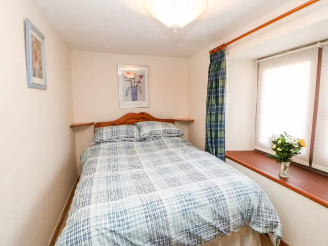 1 Yew Tree Cottages