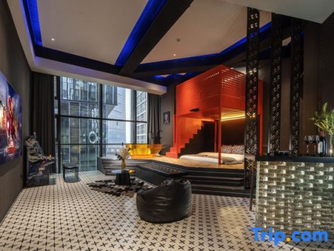 Double Suite