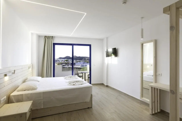 Raffaello Beach