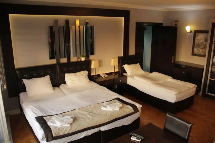 Aygunes Hotel