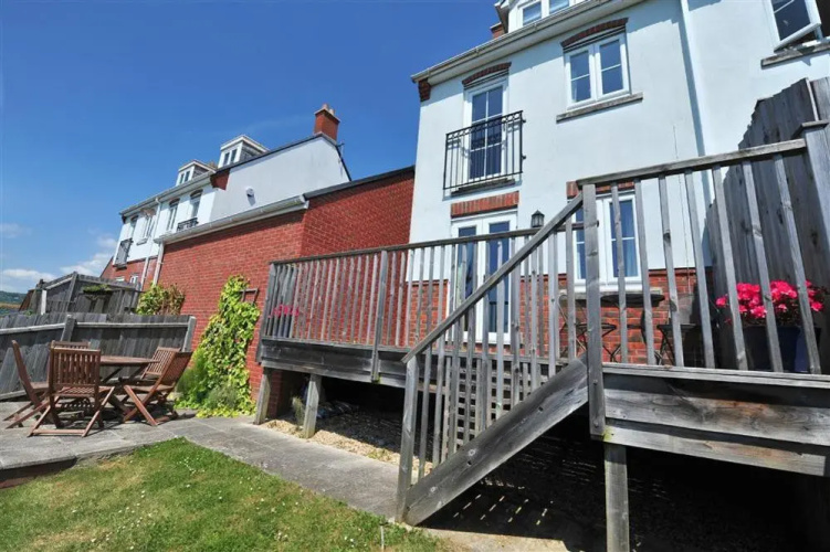 54 Henrys Way