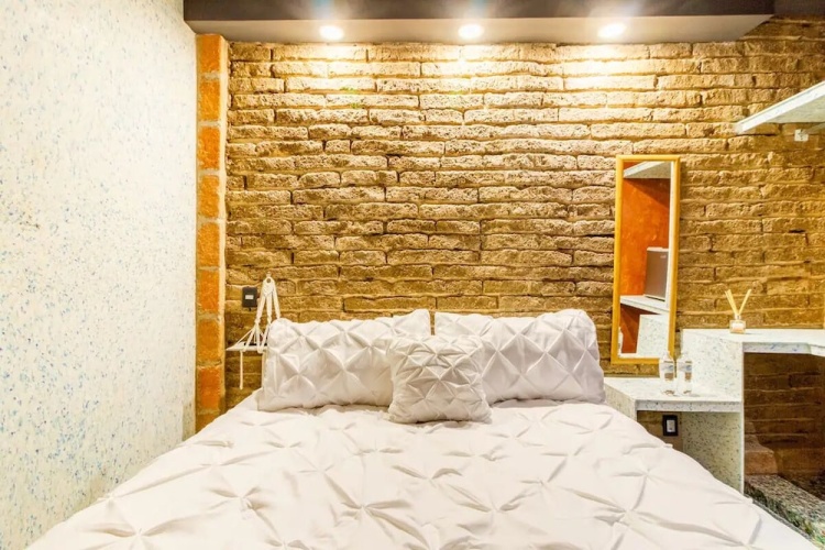 Mintaka Hotel Eco Plastico