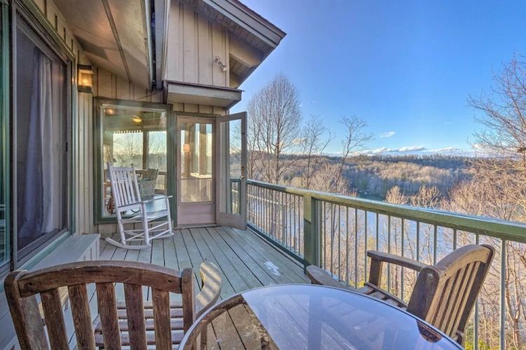 3 Bedrooms Cottage