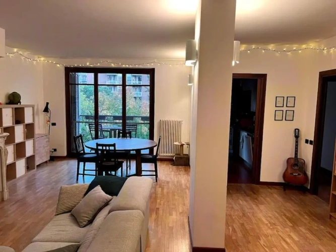 2 Bedrooms Apartment
