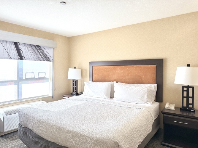 Holiday Inn Express & Suites Riverport Richmond photo 7