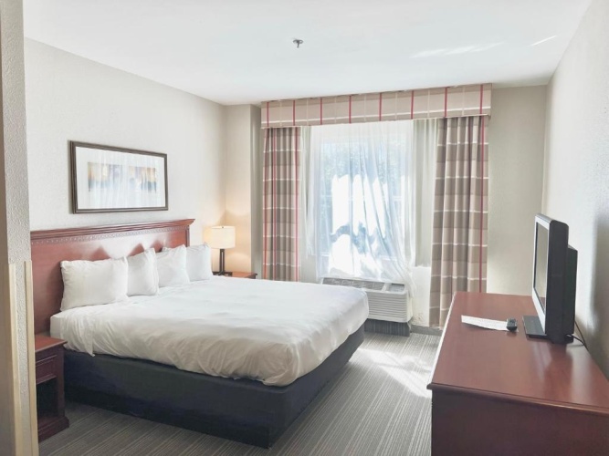 1 Bedroom Double Suite