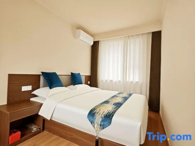 Deluxe Family Suite