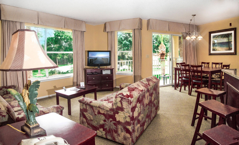 Parc Corniche Condominium Suite Hotel
