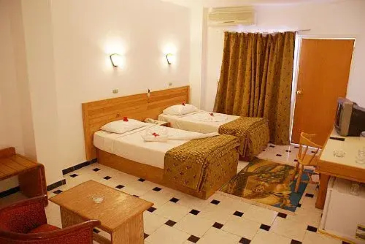 Nefertiti Sun Flower Hotel