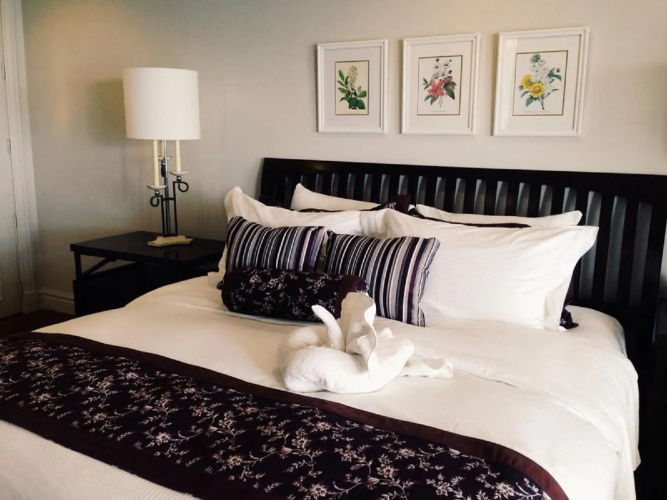 Discovery Country Suites