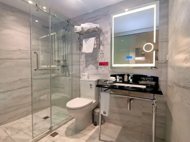 Deluxe Duplex Suite